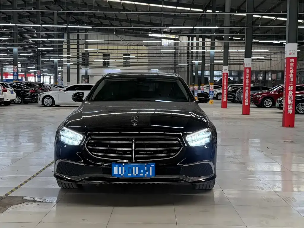 Mercedes-Benz E-Class — фото 10