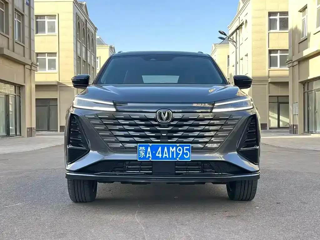 Changan CS75PLUS — фото 4