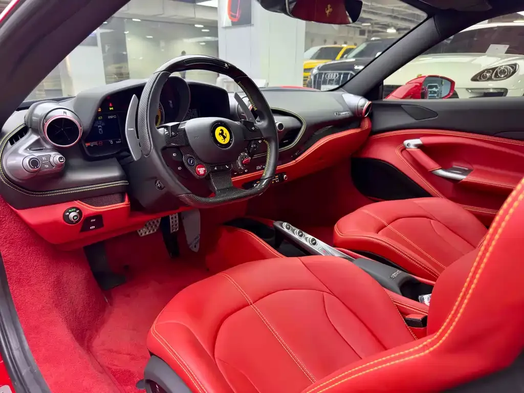 Ferrari F8 — фото 9