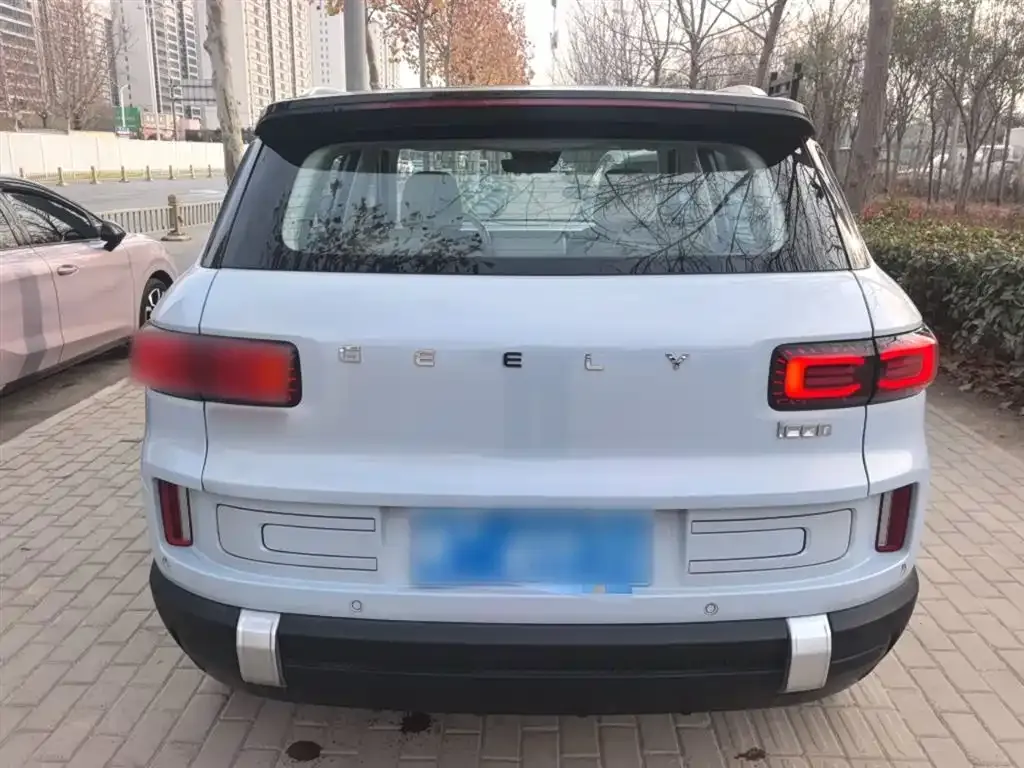 Geely Icon — фото 6