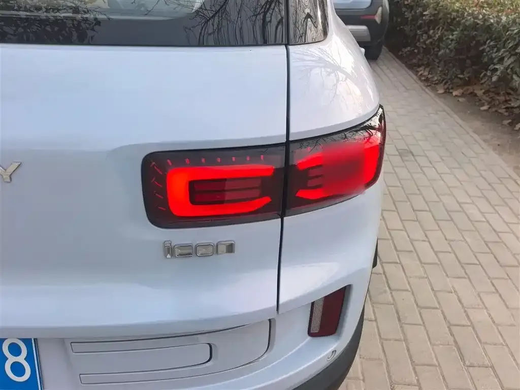 Geely Icon — фото 3