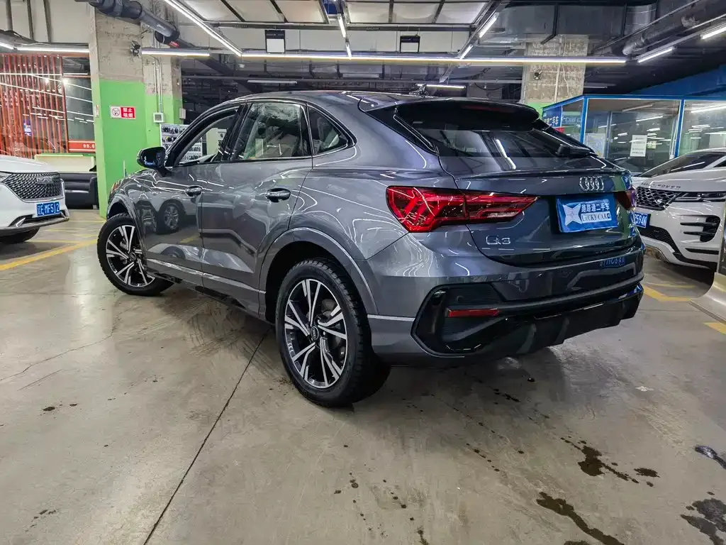 Audi Q3 Sportback — фото 9