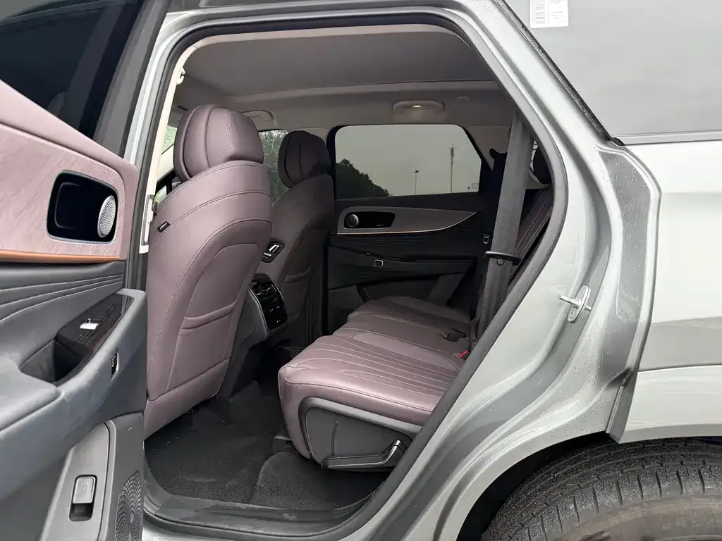 Chery Tiggo 9 C-DM — фото 9