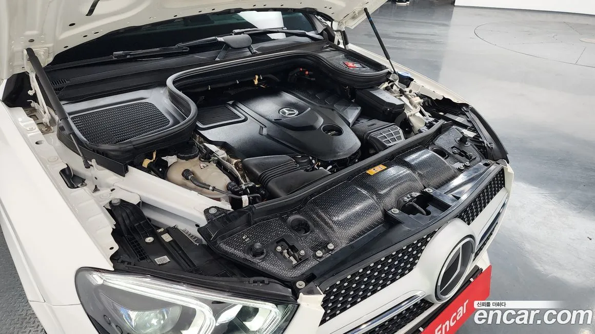 Mercedes-Benz GLE-Class — фото 10