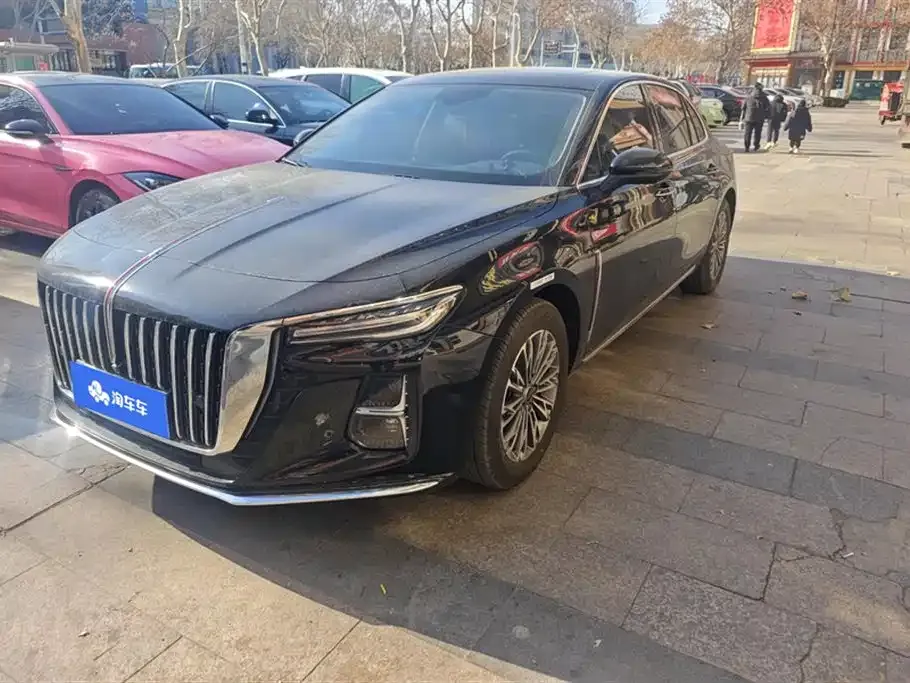 Hongqi H5 — фото 1