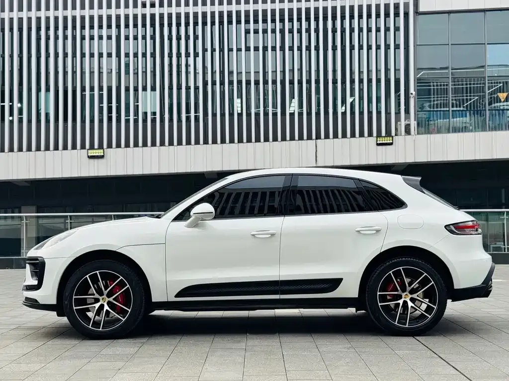 Porsche Macan — фото 10
