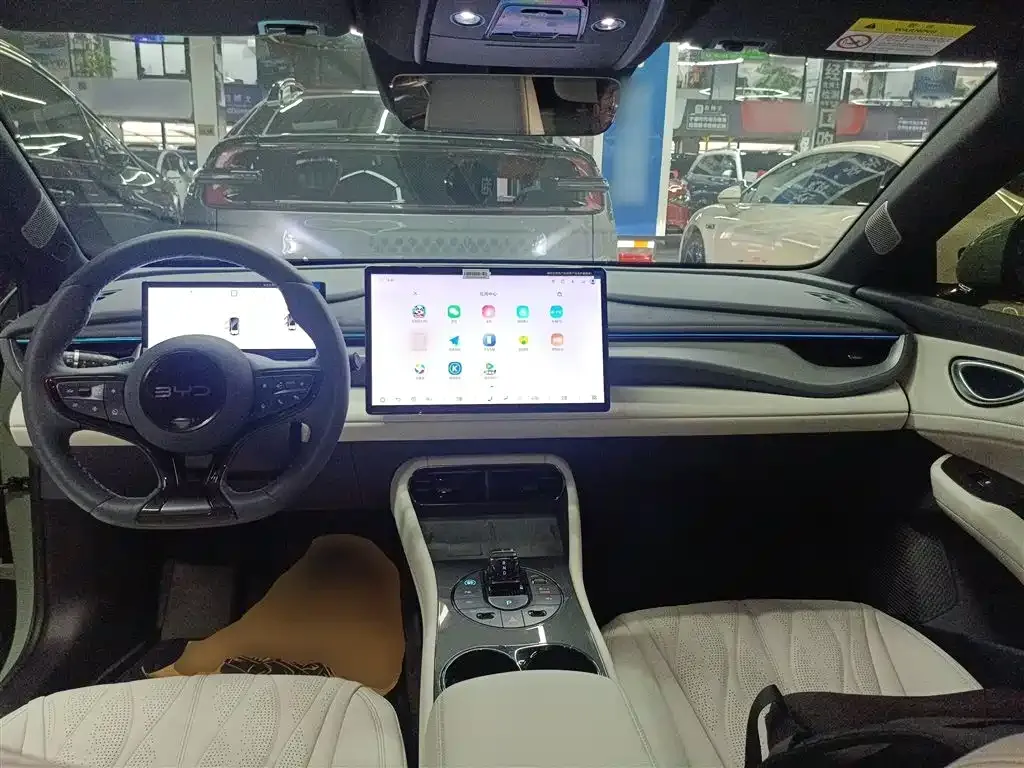 BYD Seal 06GT — фото 4