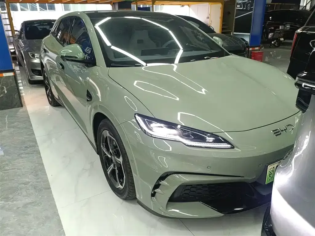 BYD Seal 06GT — фото 10