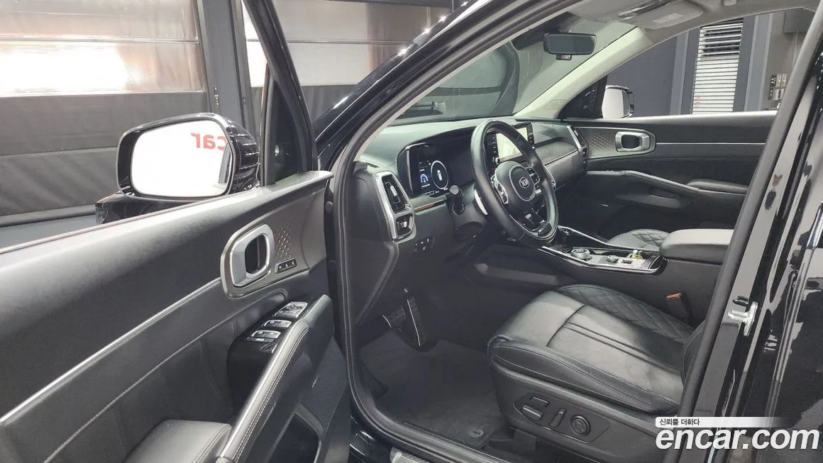 Kia Sorento — фото 8