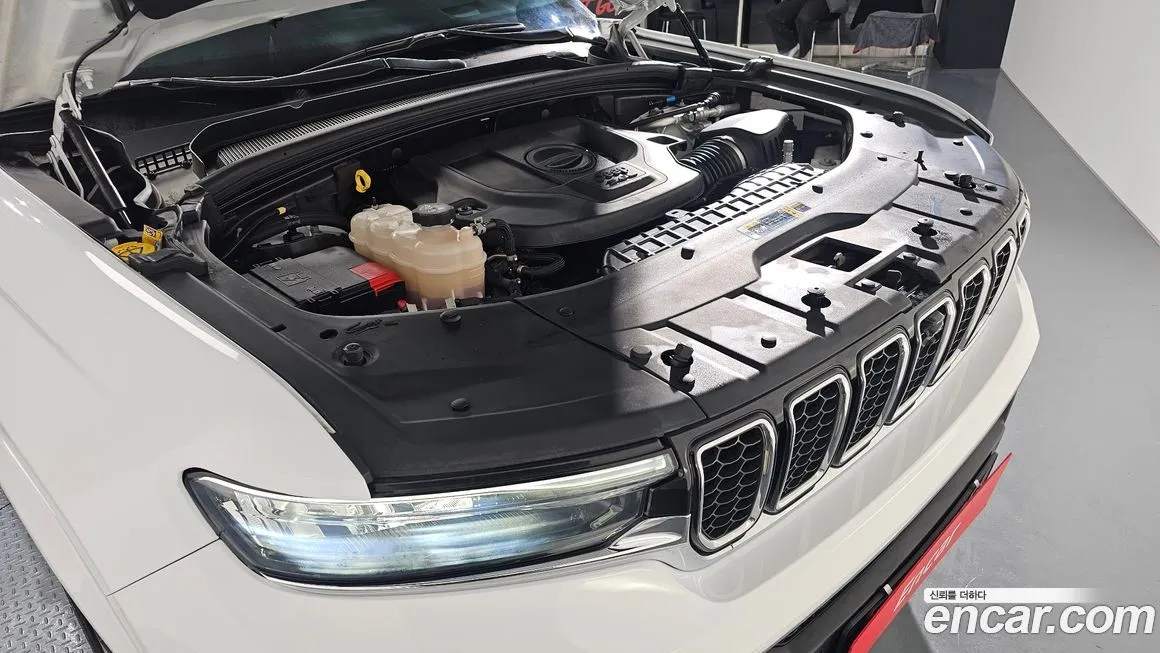 Jeep Cherokee — фото 7