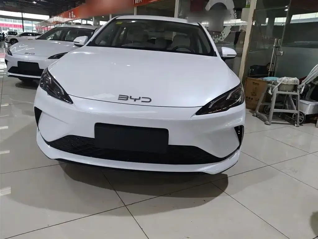 BYD Seal 05 DM-i — фото 3