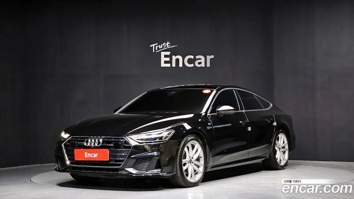 Audi A7 — фото 1