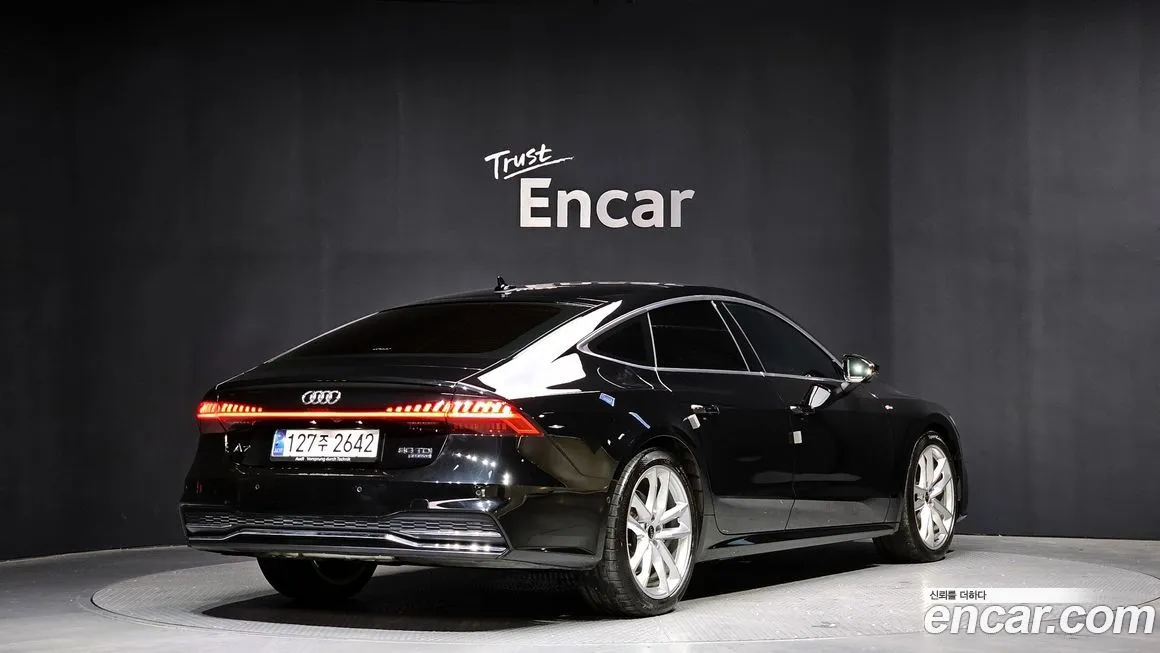 Audi A7 — фото 10