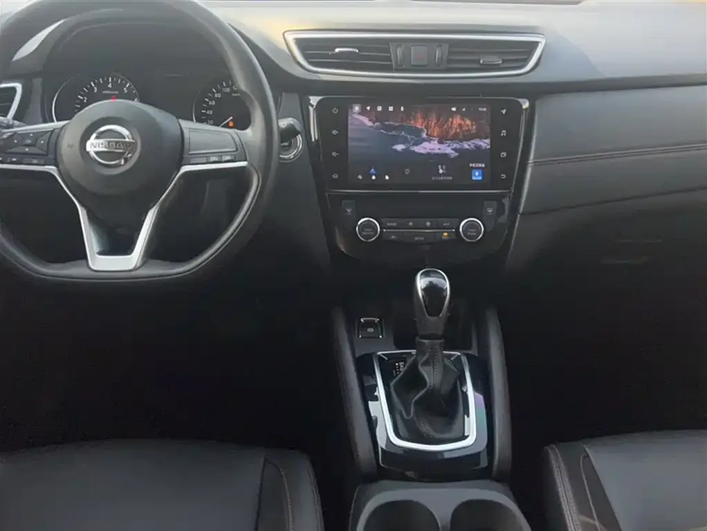 Nissan Qashqai — фото 9