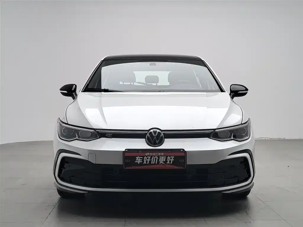 Volkswagen Golf — фото 6