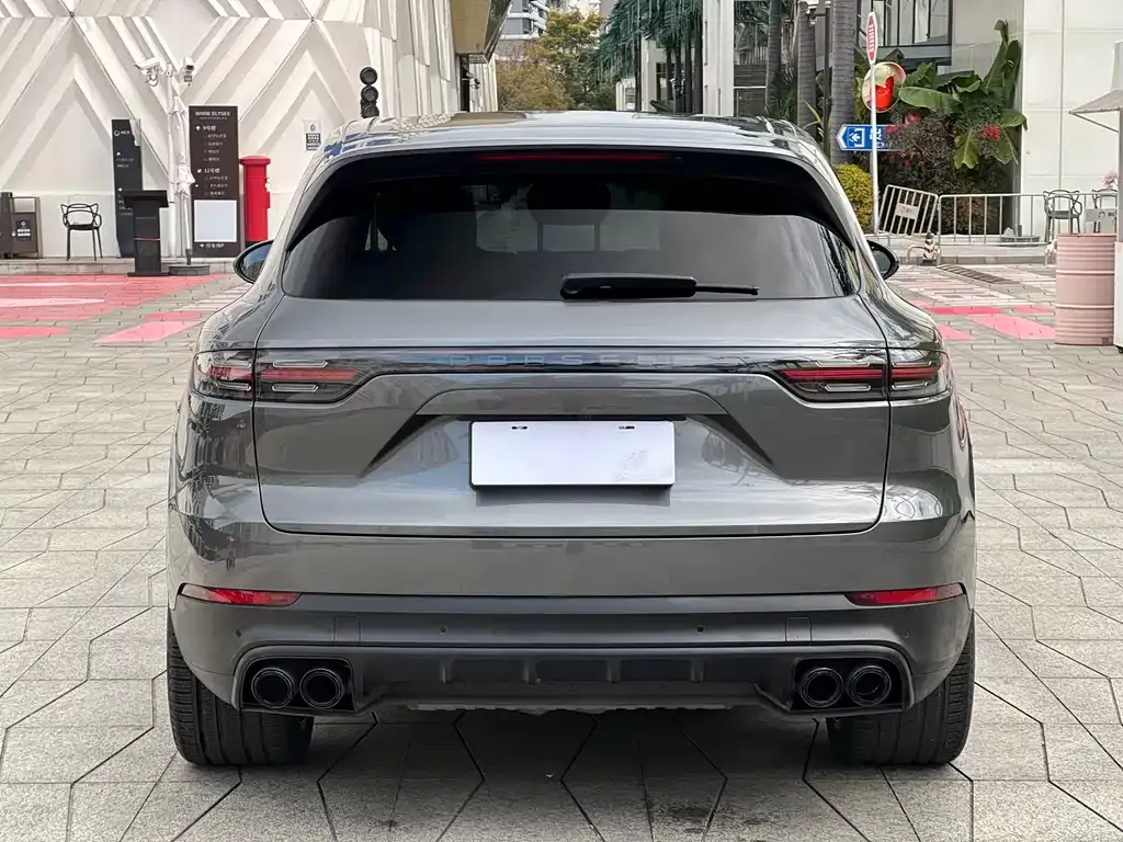 Porsche Cayenne — фото 3