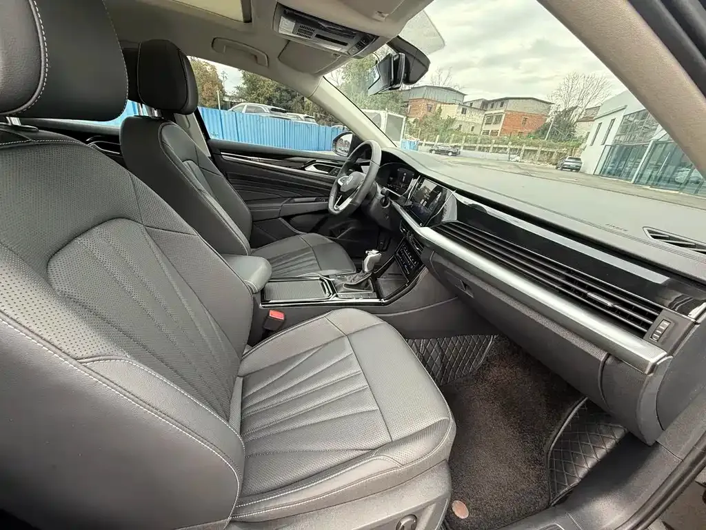 Volkswagen Passat — фото 3