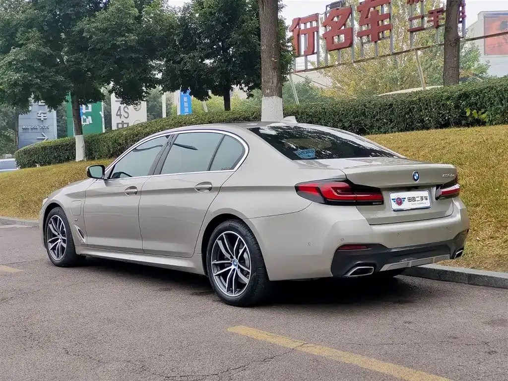 BMW 5 Series New Energy — фото 4