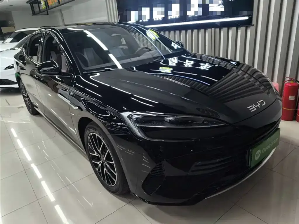 BYD Seal — фото 3