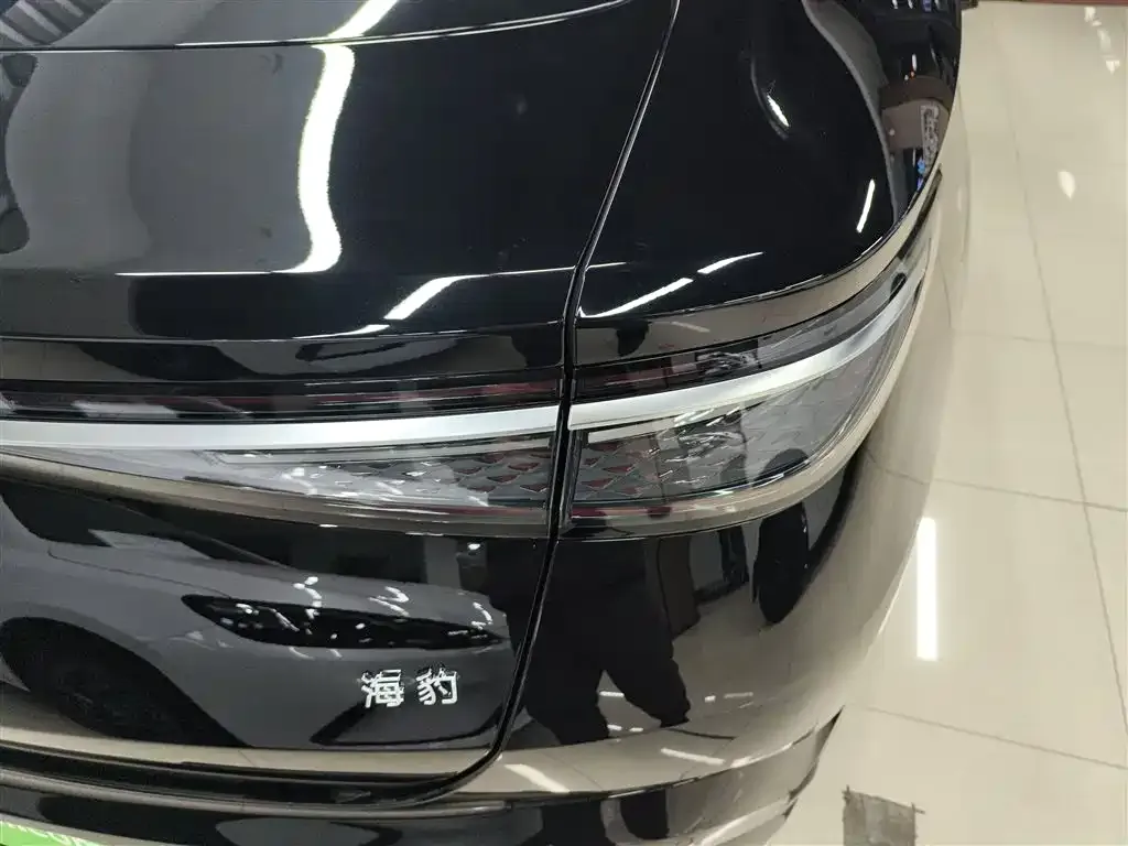 BYD Seal — фото 7