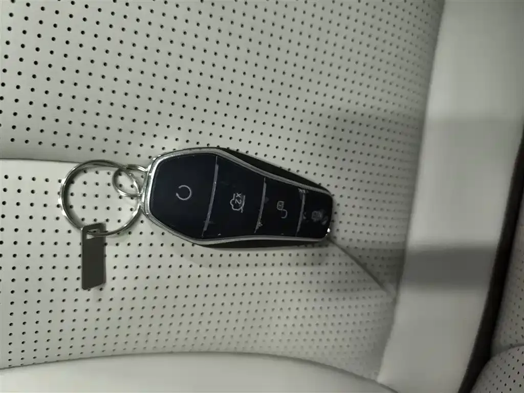 BYD Seal — фото 2