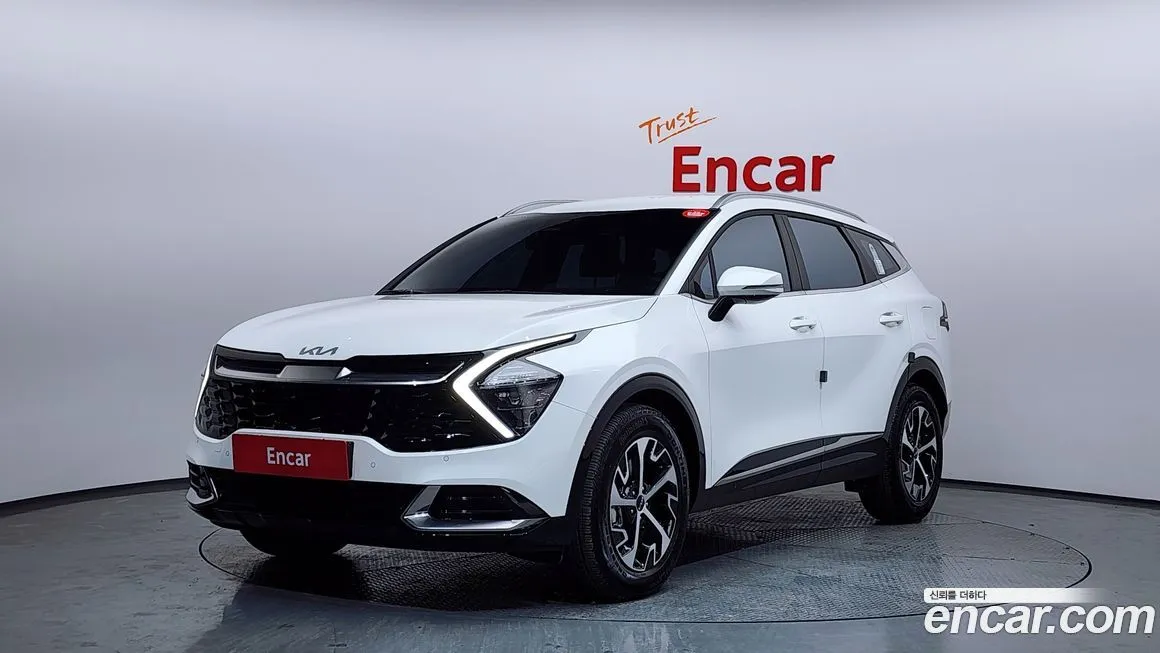 Kia Sportage — фото 1