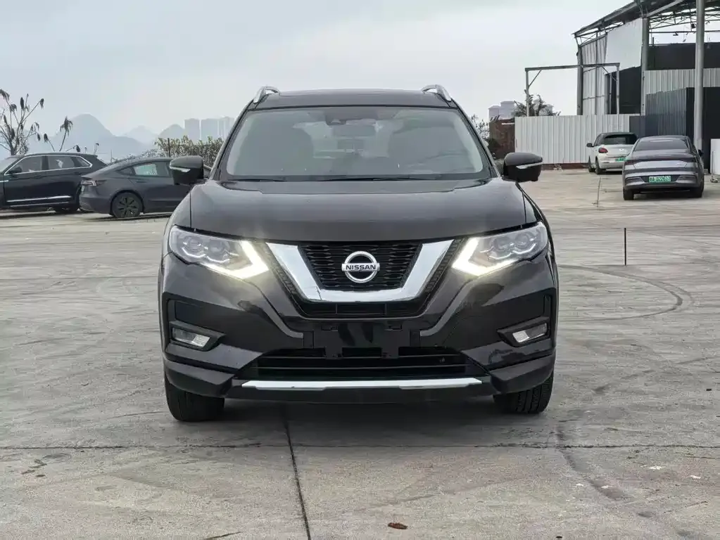 Nissan X-Trail — фото 2