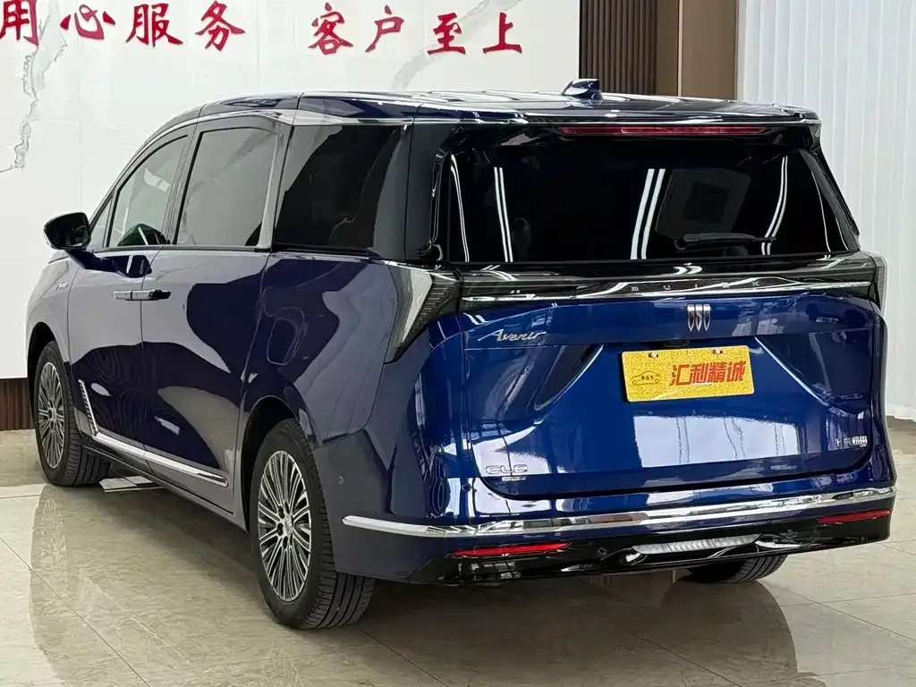 Buick GL8 Hybrid — фото 4