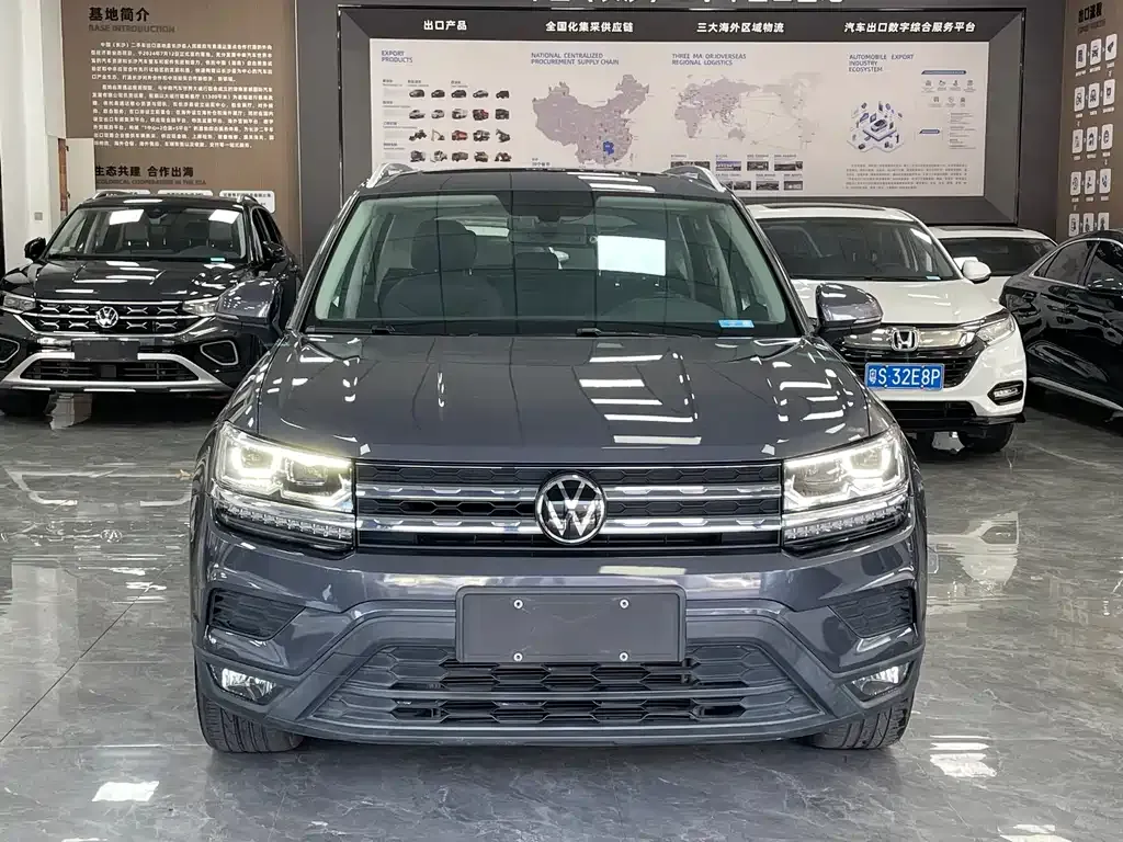 Volkswagen Tharu — фото 2