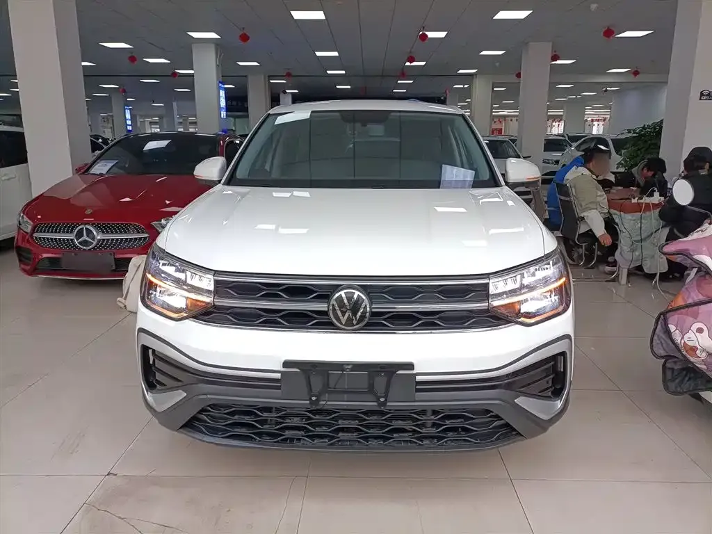 Volkswagen Tharu — фото 8