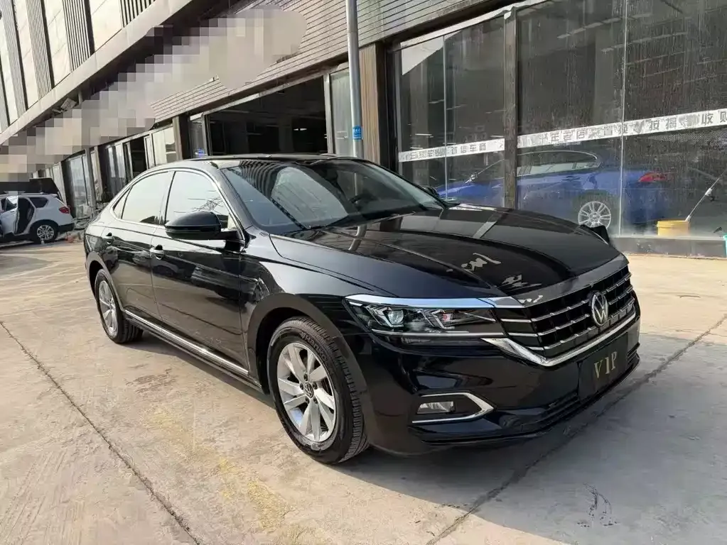 Volkswagen Passat — фото 6