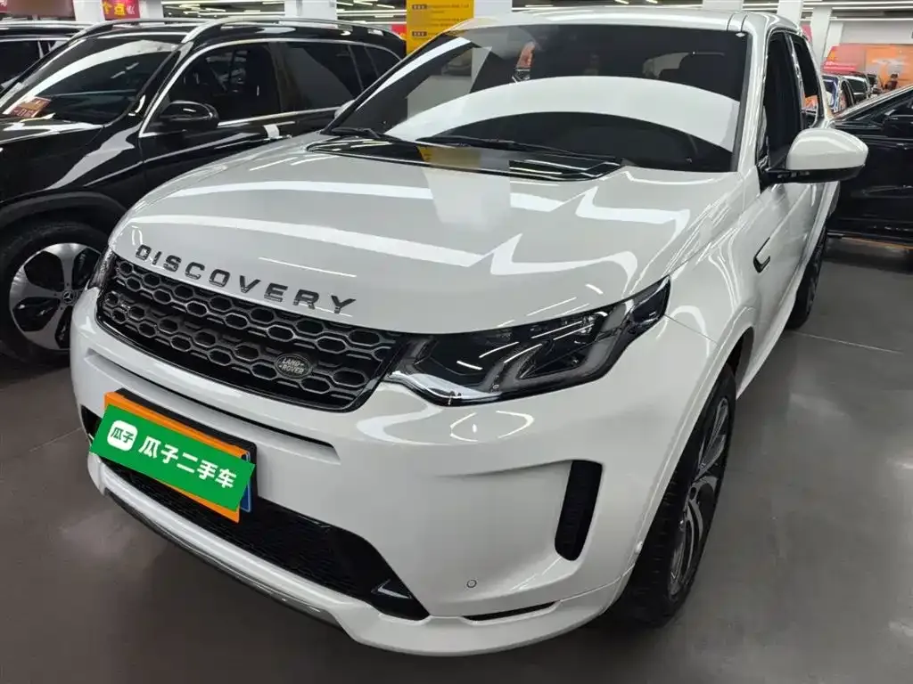 Land Rover Discovery Sport — фото 1