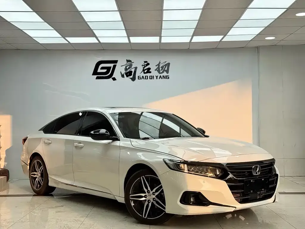 Honda Accord — фото 3