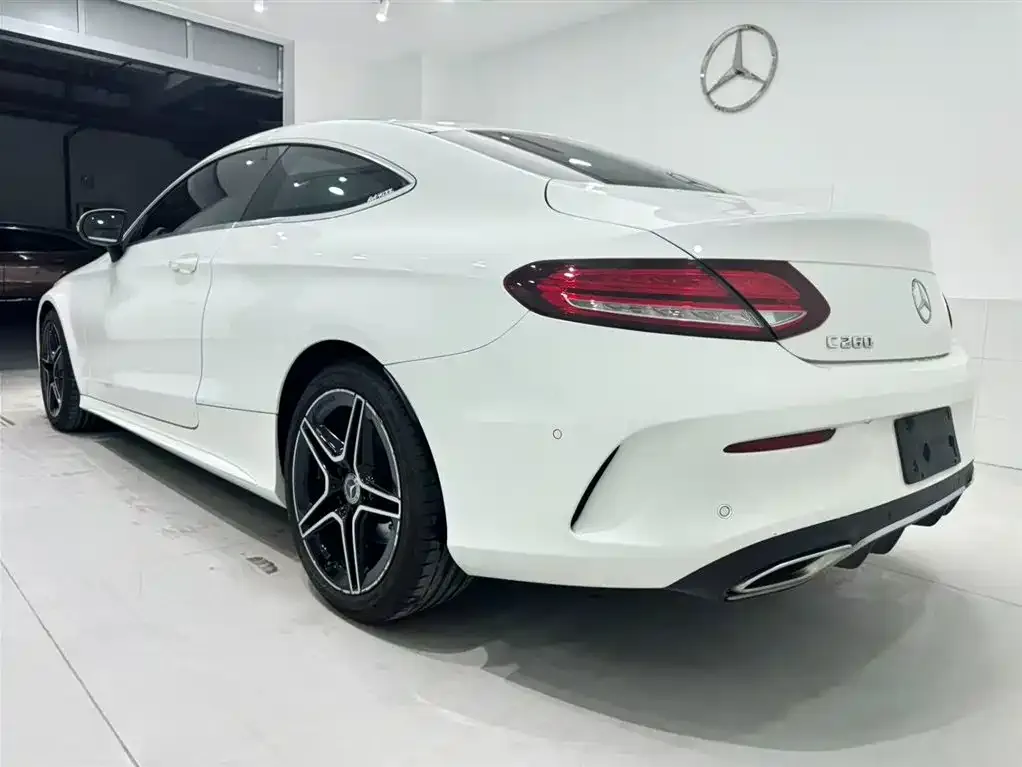 Mercedes-Benz C-Class (Import) — фото 2