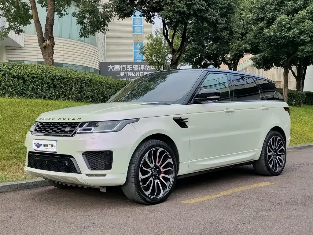 Land Rover Sport — фото 1