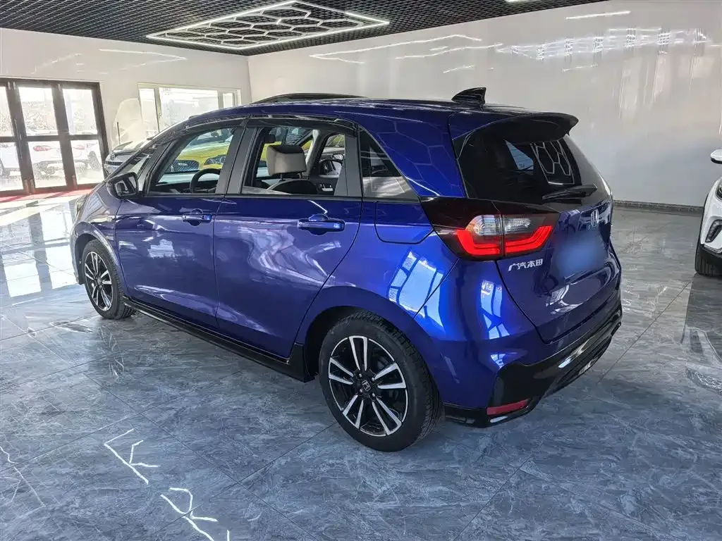 Honda Fit — фото 6