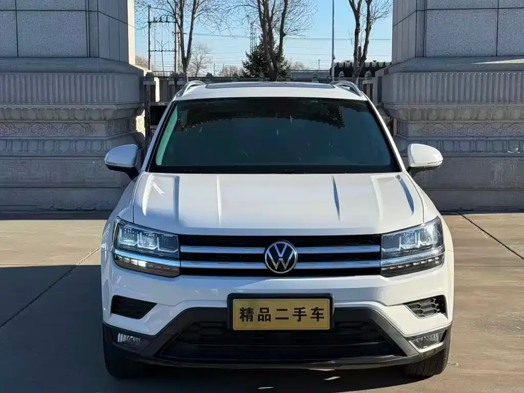 Volkswagen Tharu — фото 2