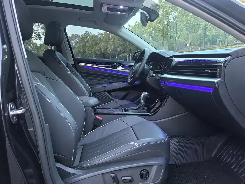 Volkswagen Passat — фото 7