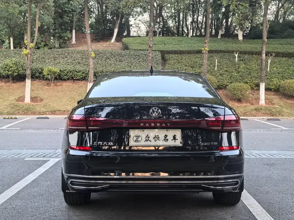 Volkswagen Passat — фото 3