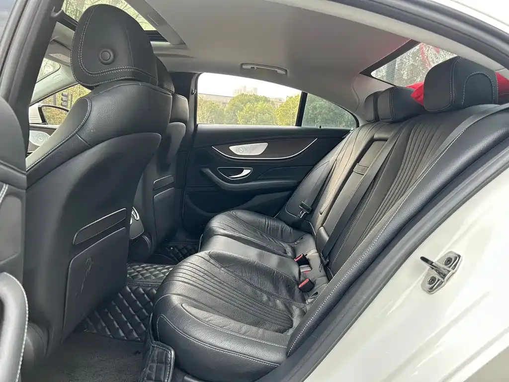 Mercedes-Benz CLS — фото 10