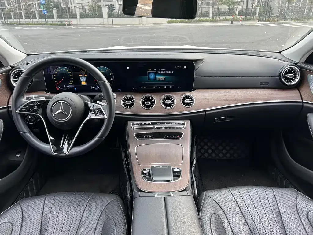 Mercedes-Benz CLS — фото 6