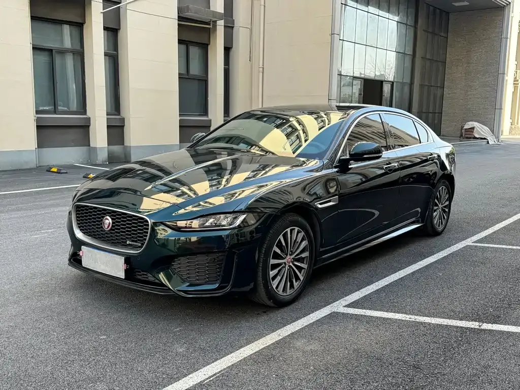 Jaguar XEL — фото 1