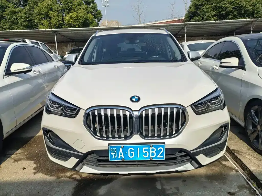 BMW X1 — фото 2