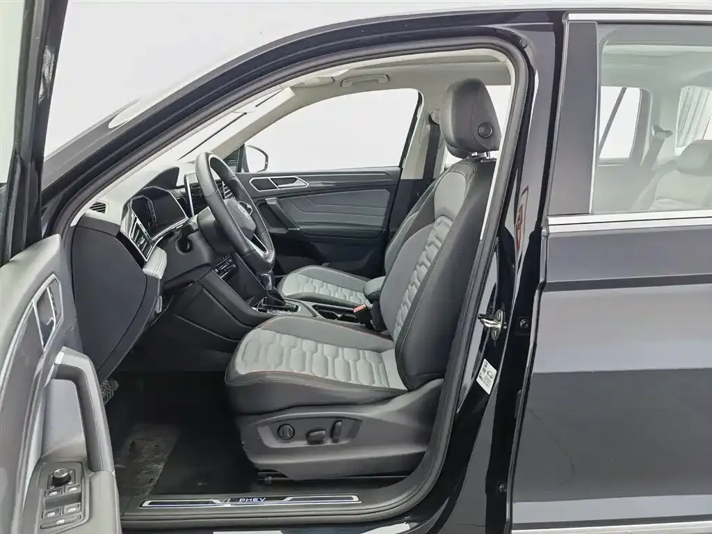 Volkswagen Tiguan L New Energy — фото 6