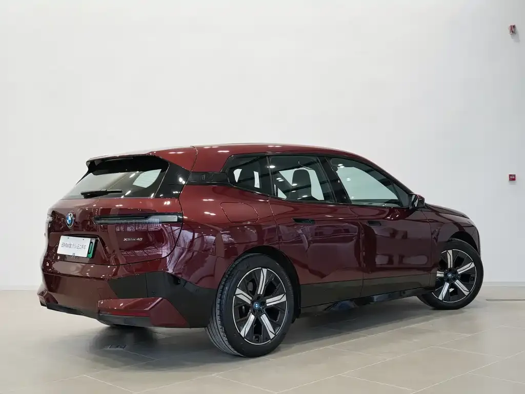 BMW iX — фото 10