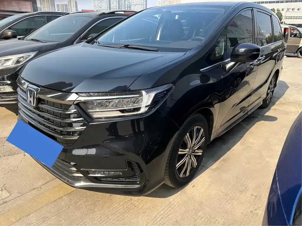 Honda Odyssey — фото 1