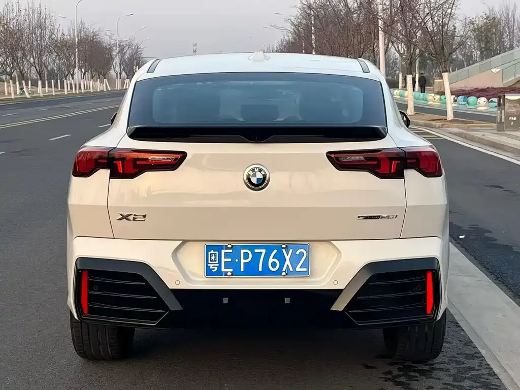 BMW X2 — фото 3