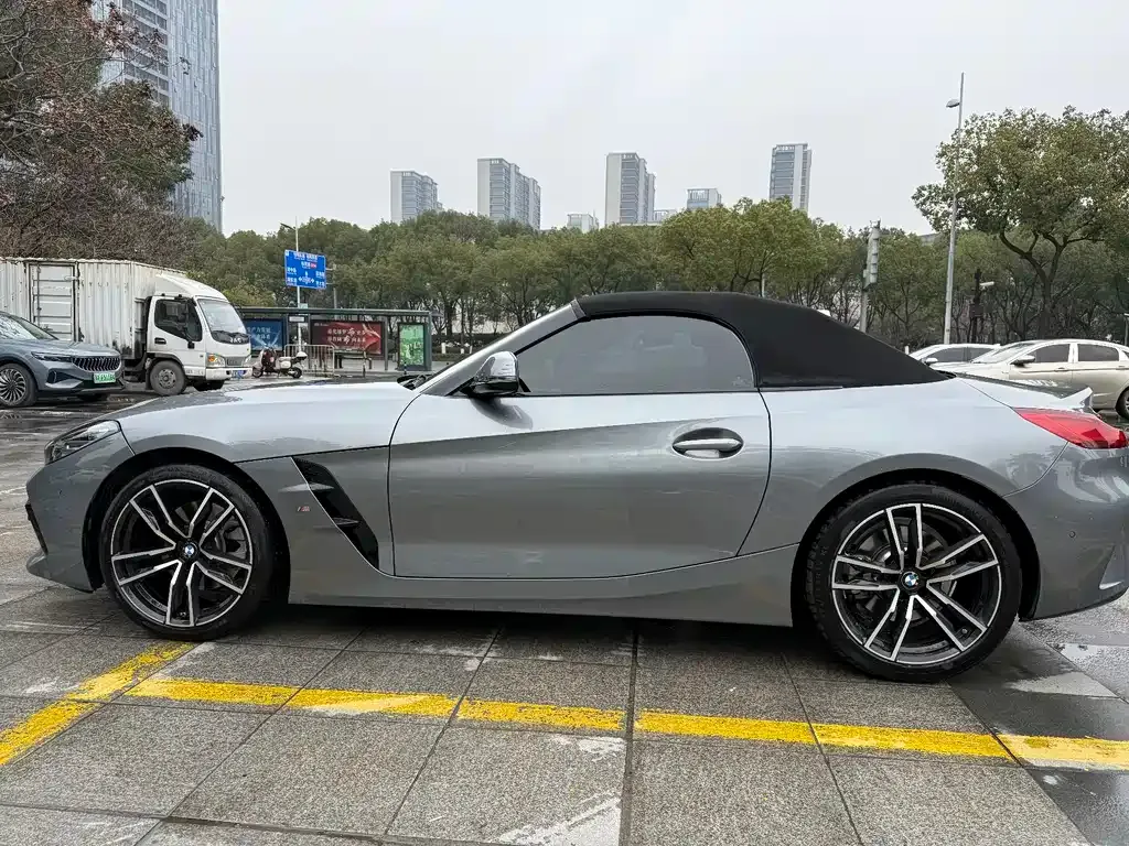 BMW Z4 — фото 9