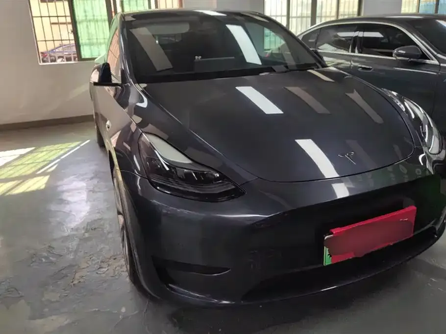Tesla Model Y — фото 2