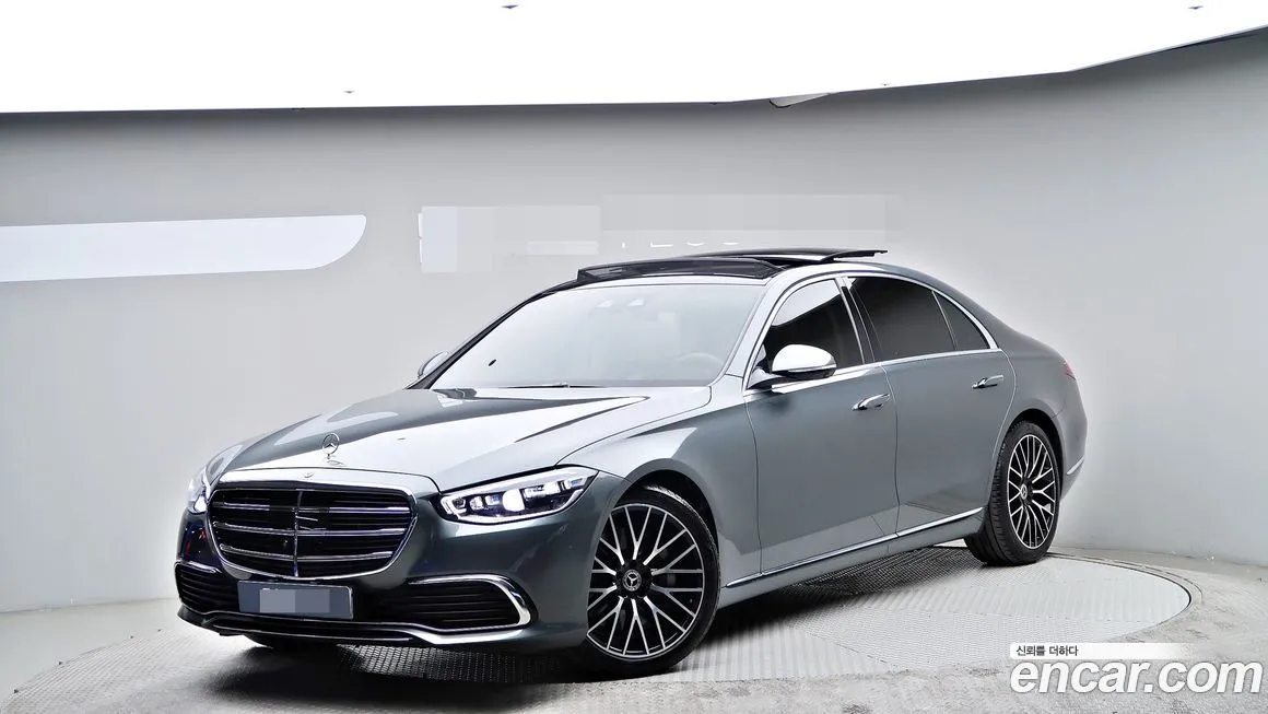Mercedes-Benz S-Class — фото 1